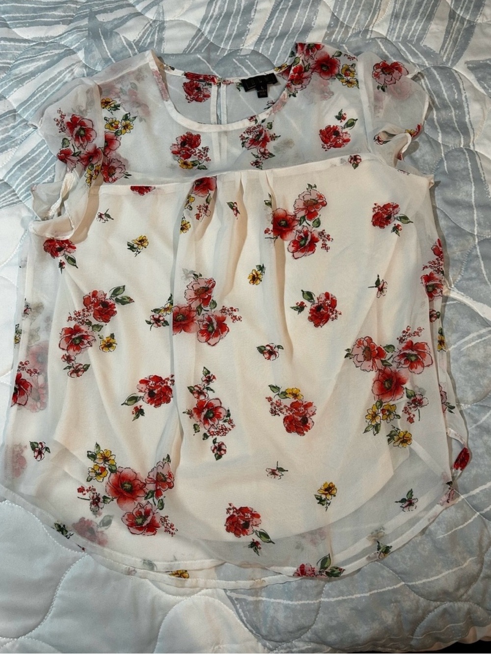 OLM Size Large Ivory Floral Chiffon Blouse Flutter Sleeve Cottagecore